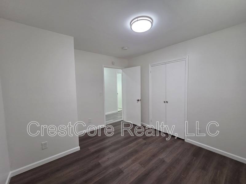 House for rent at 3992 Ridgedale St, Memphis, TN 38127