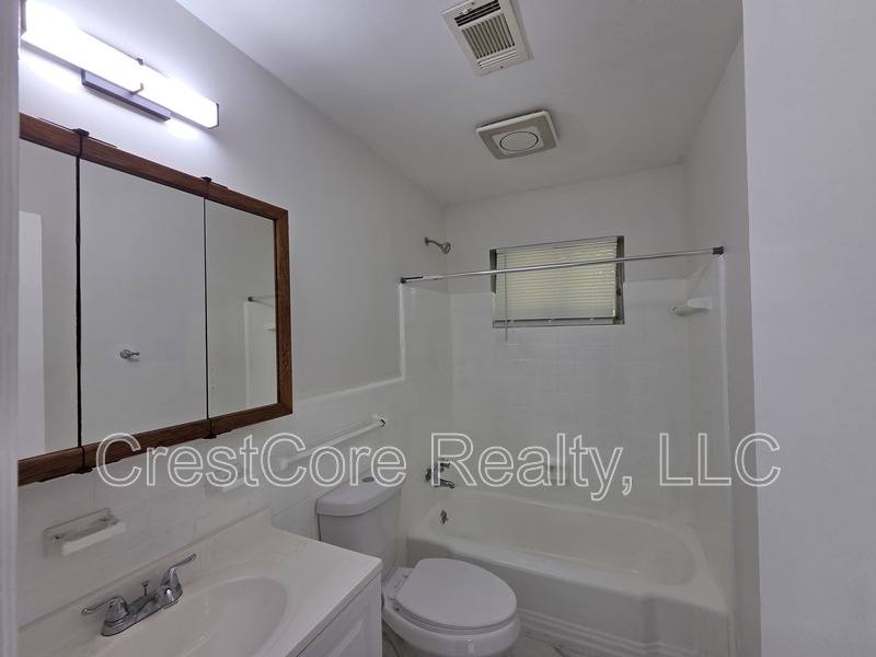 House for rent at 3992 Ridgedale St, Memphis, TN 38127