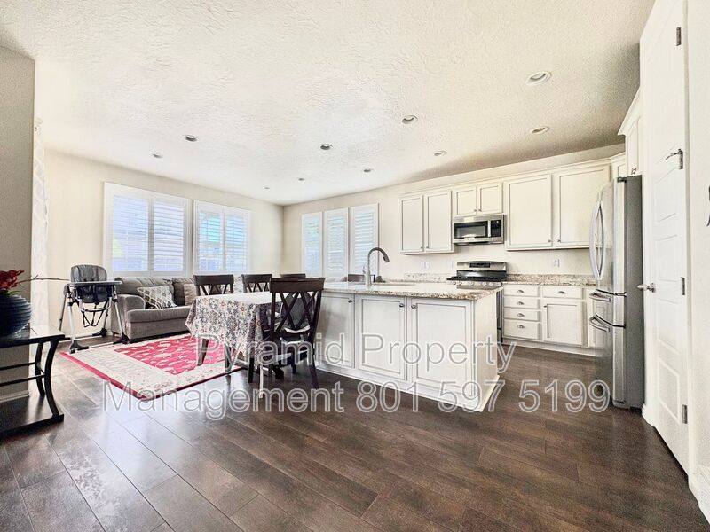 House for rent at 5297 W Halton Lane, West Valley City, UT 84120