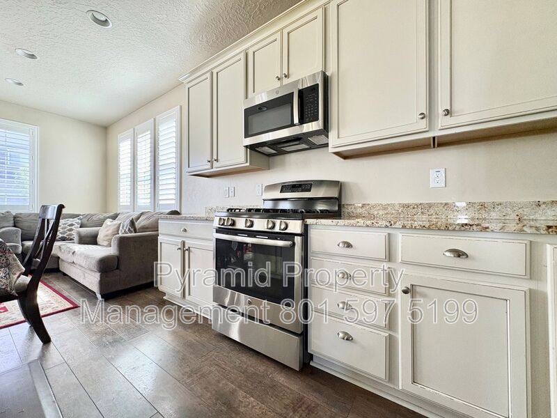 House for rent at 5297 W Halton Lane, West Valley City, UT 84120