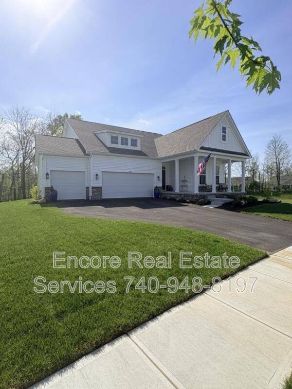 House for rent at 419 Fannin Dr SW, Pataskala, OH 43062