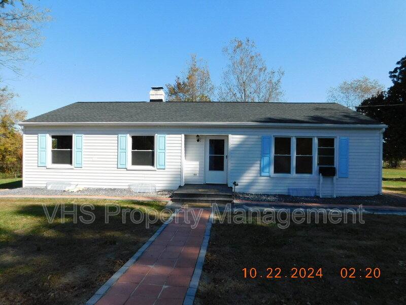 House for rent at 13341 Latham Lane, Amissville, VA 20106