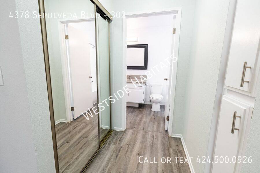 Apartment for rent at 4378 Sepulveda Blvd, Sherman Oaks, CA 91403