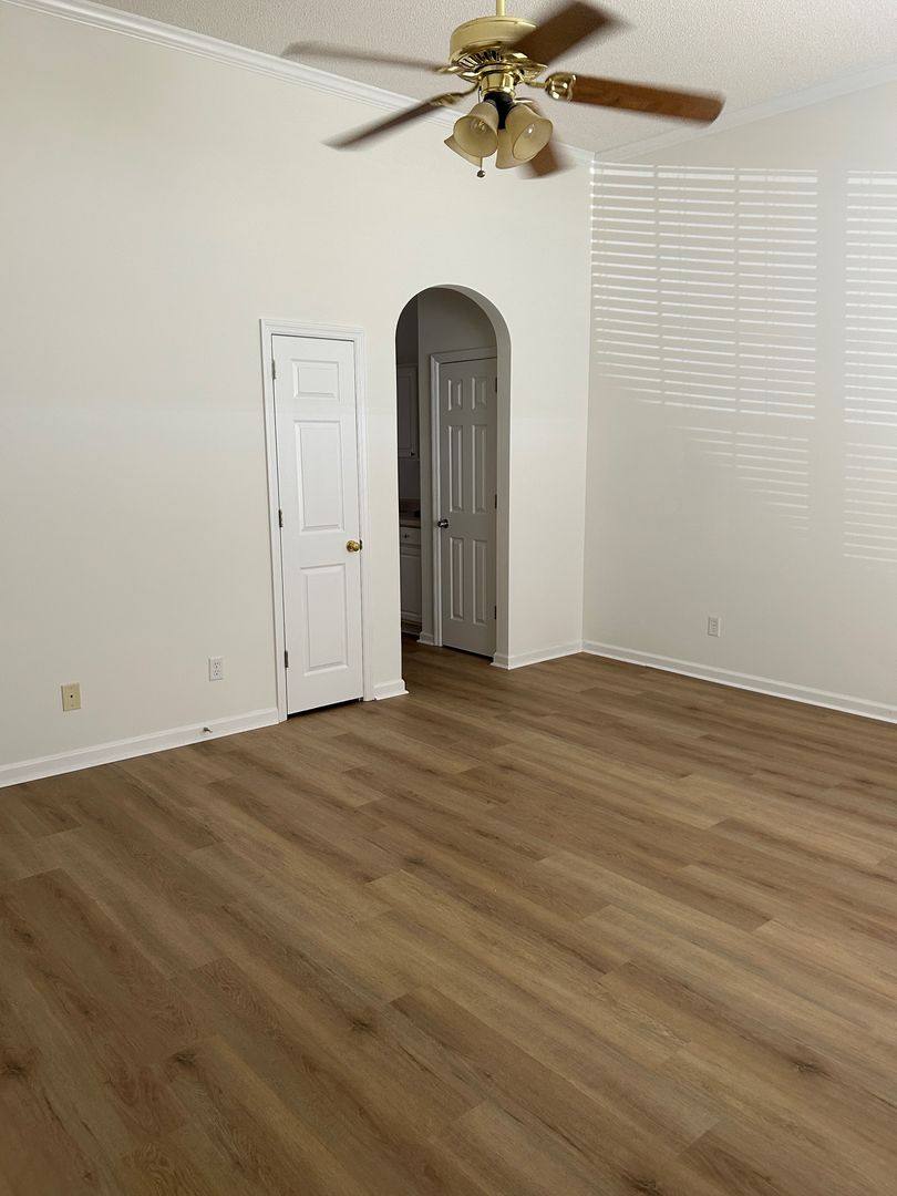Townhouse for rent at 1159 Mohawk St, Savannah, GA 31419