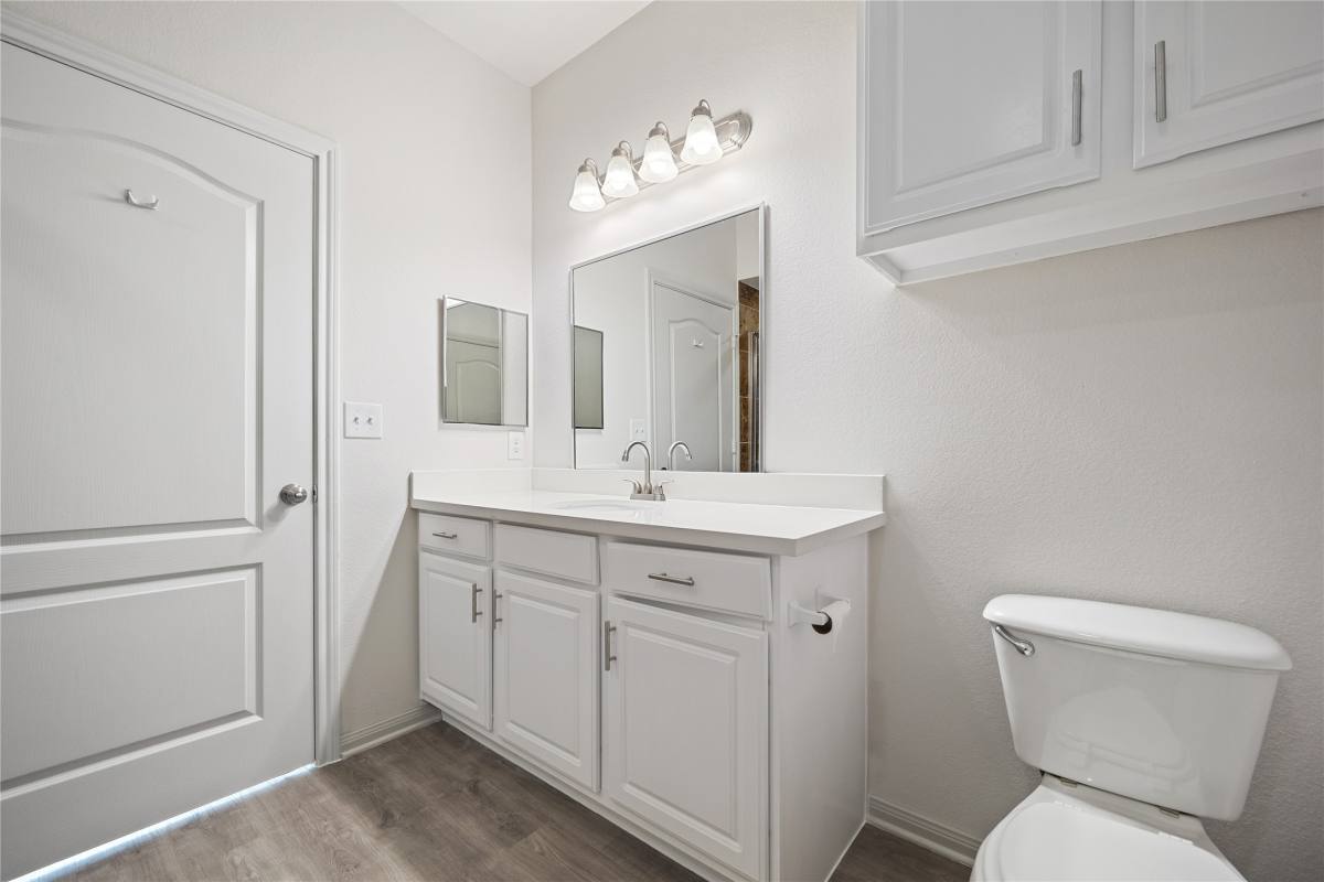 Apartment for rent at 11925 Jones Rd, Houston, TX 77070