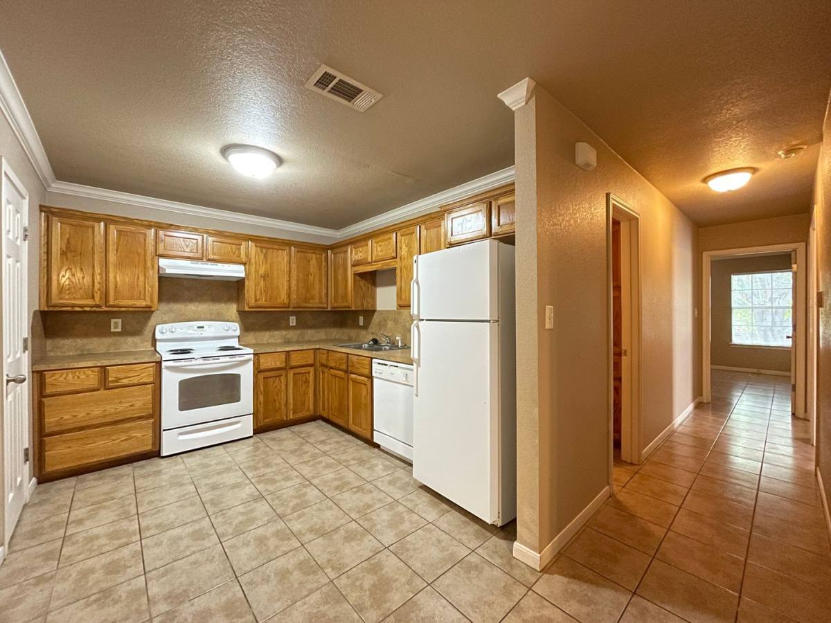 Apartment for rent at 1204 Powder River Dr, Killeen, TX 76549