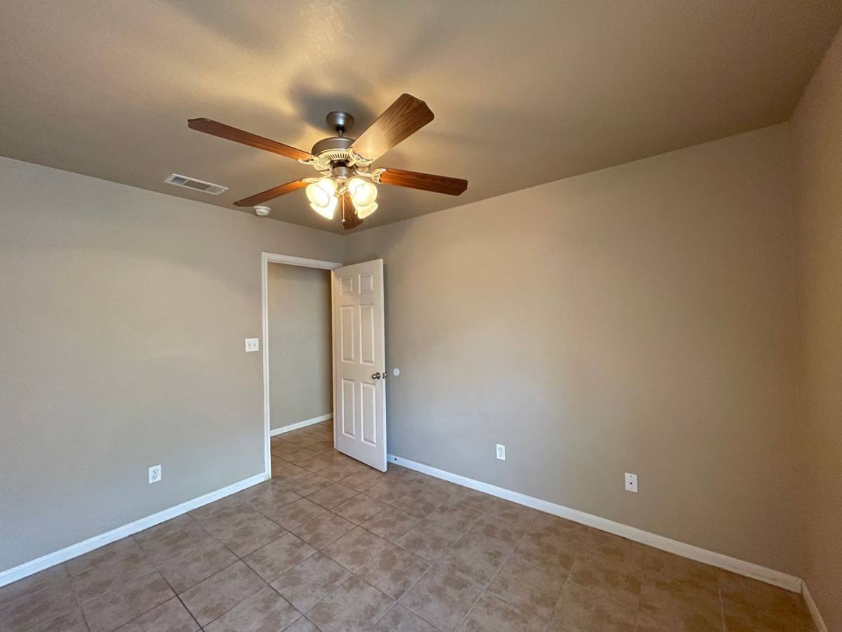 Apartment for rent at 1204 Powder River Dr, Killeen, TX 76549