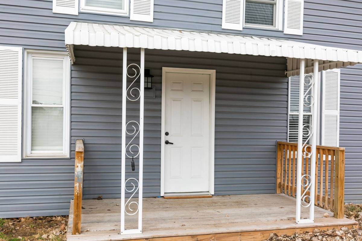 House for rent at 1634 Ave A, Council Bluffs, IA 51501