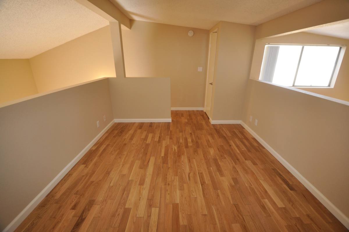 Apartment for rent at 11045 La Maida St, North Hollywood, CA 91601