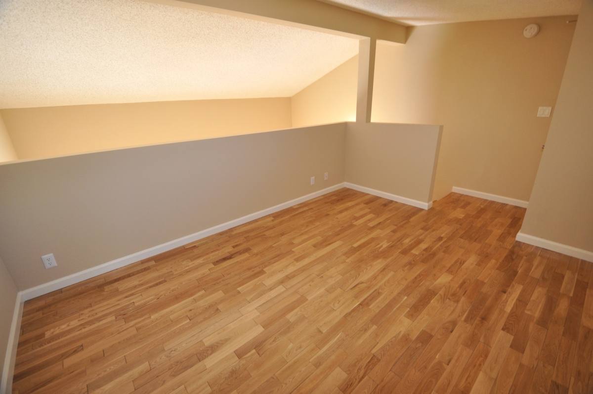 Apartment for rent at 11045 La Maida St, North Hollywood, CA 91601