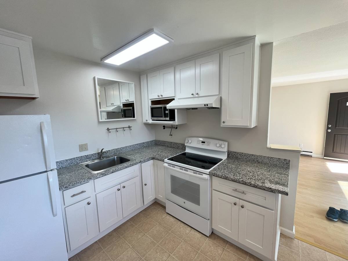 Apartment for rent at 3990 Hamilton Ave #10, San Jose, CA 95130