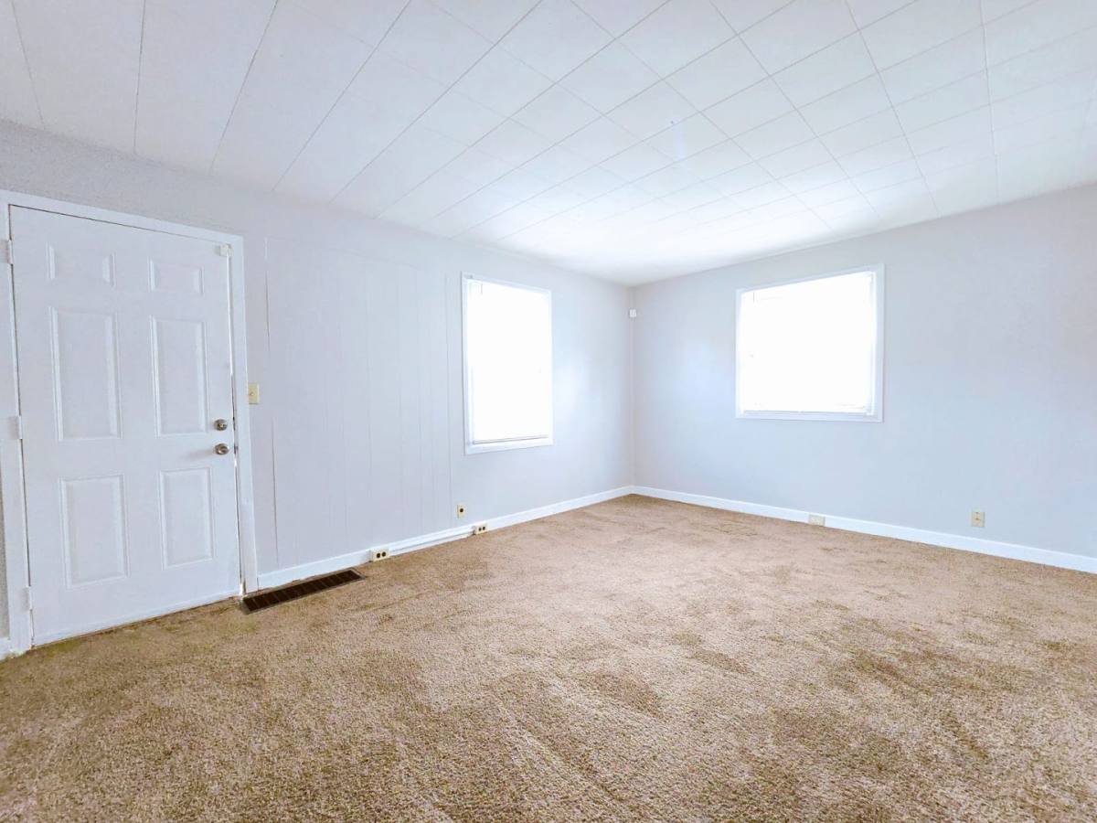 House for rent at 729 N Elmer St, South Bend, IN 46628