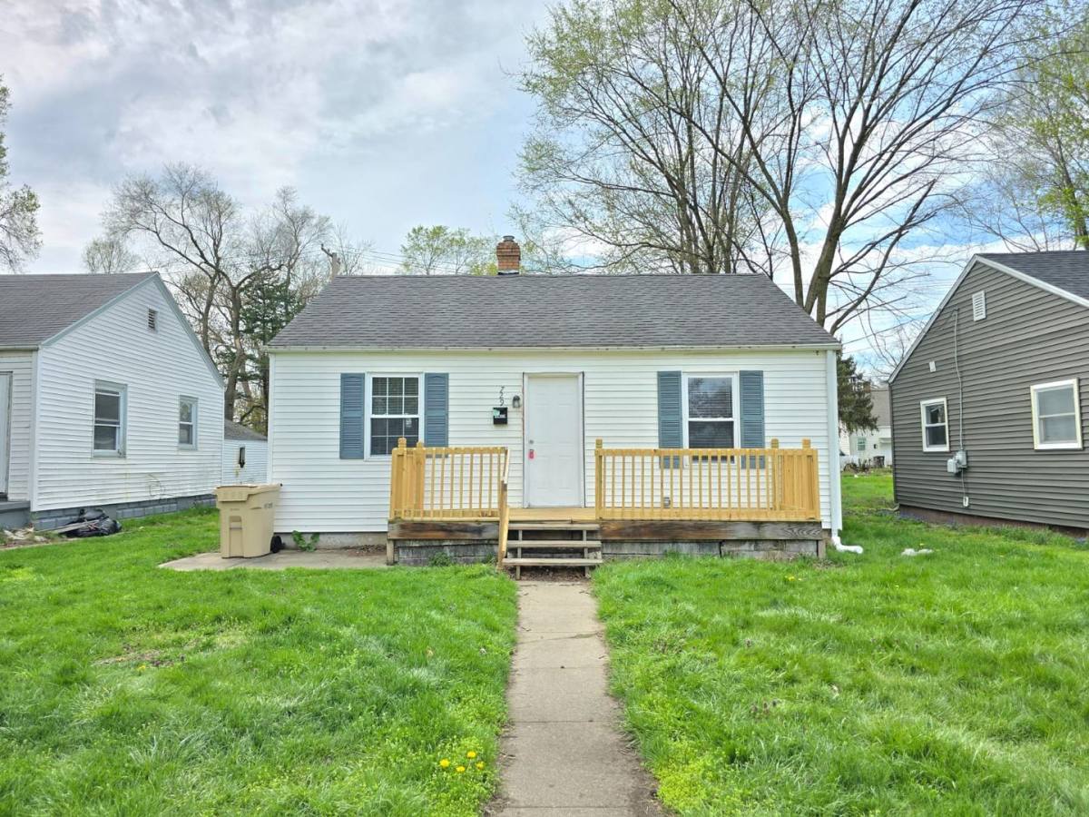 House for rent at 729 N Elmer St, South Bend, IN 46628