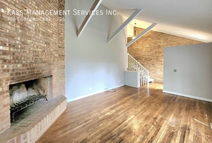 Townhouse for rent at 706 Concord Lane #706, Barrington, IL 60010