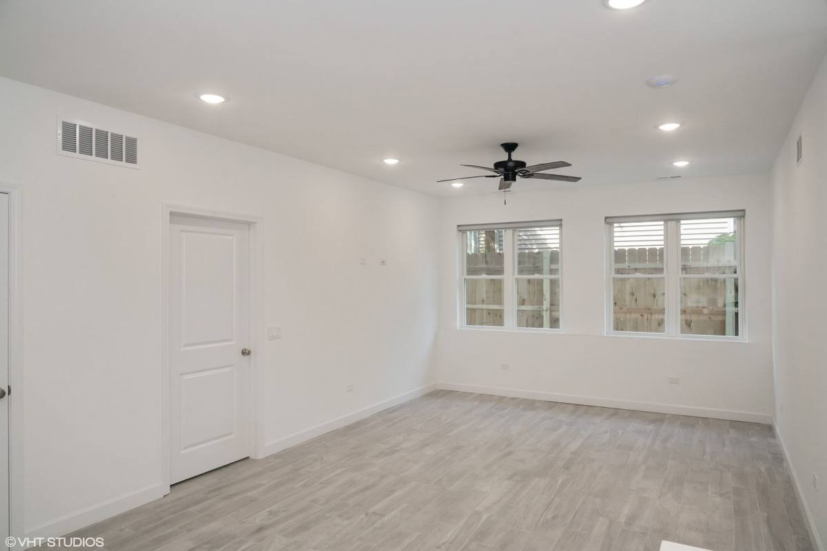 Apartment for rent at 6135 S Kimbark, Chicago, IL 60637