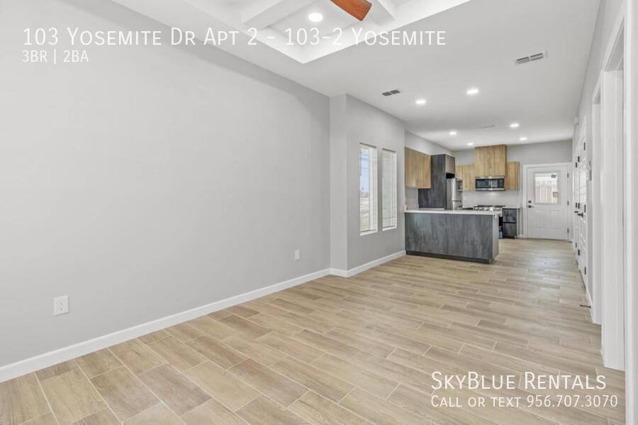 Apartment for rent at 103 Yosemite Dr #2, Mission, TX 78572
