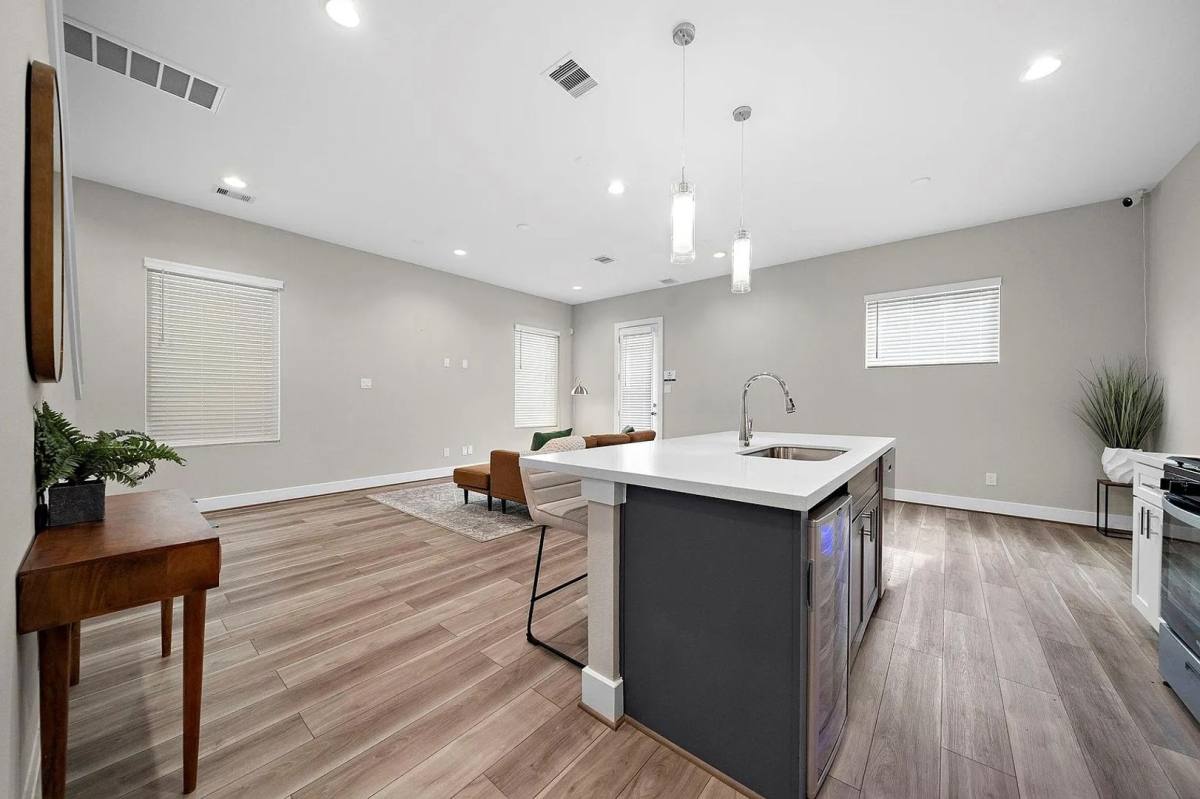 House for rent at 8402 Curry Rd, Houston, TX 77093