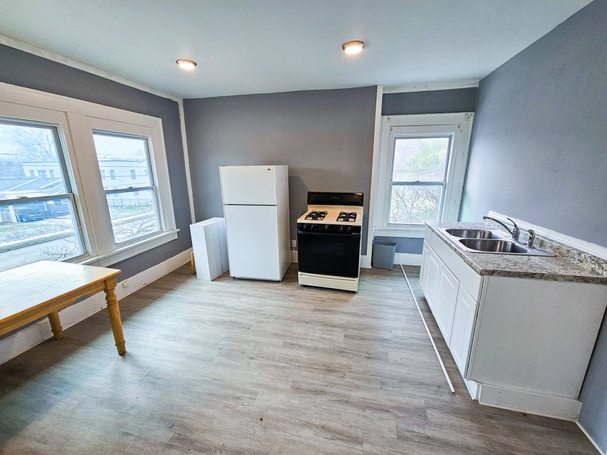 Apartment for rent at 4831 E Washington St, Indianapolis, IN 46201