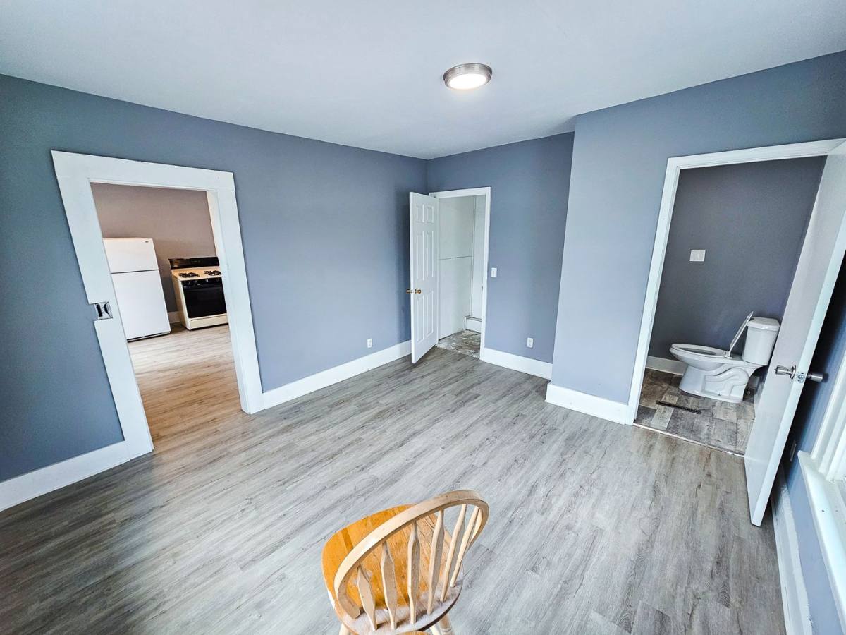 Apartment for rent at 4831 E Washington St, Indianapolis, IN 46201