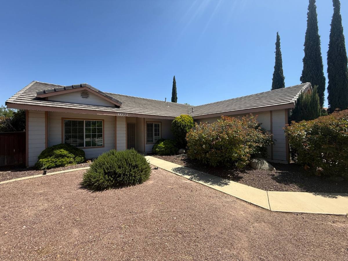 House for rent at 42472 Plains Dr, Lancaster, CA 93536