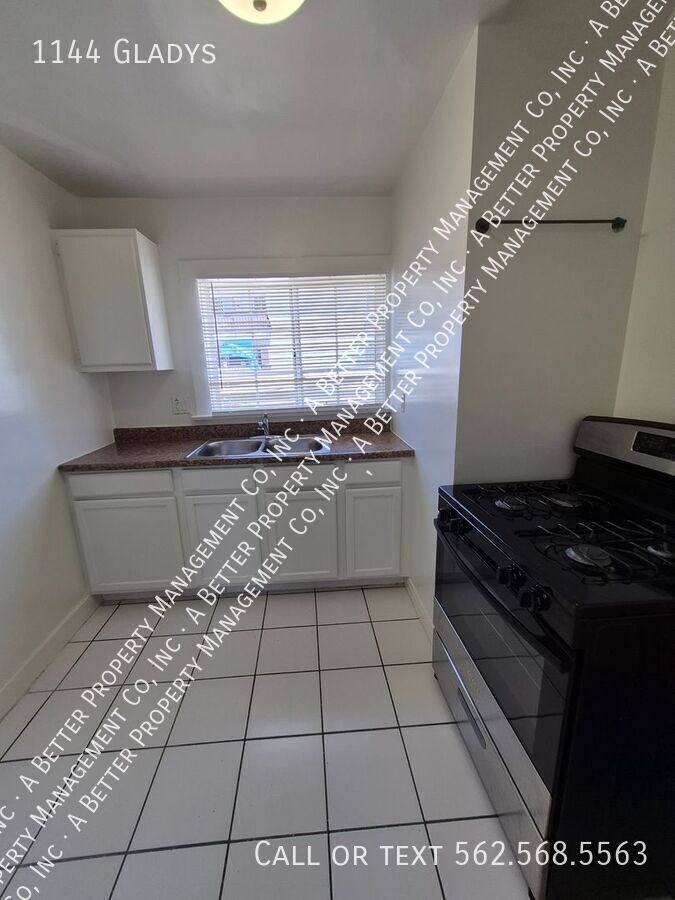 Apartment for rent at 1144 Gladys, Long Beach, CA 90804