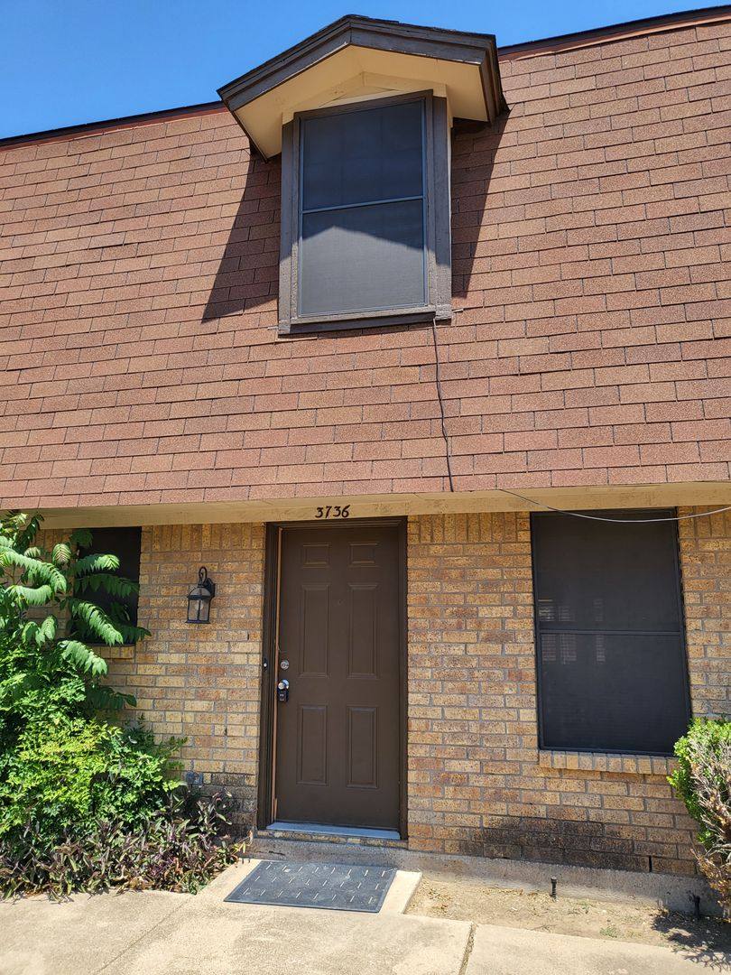 Townhouse for rent at 3736 Cibolo, Fort Worth, TX 76133