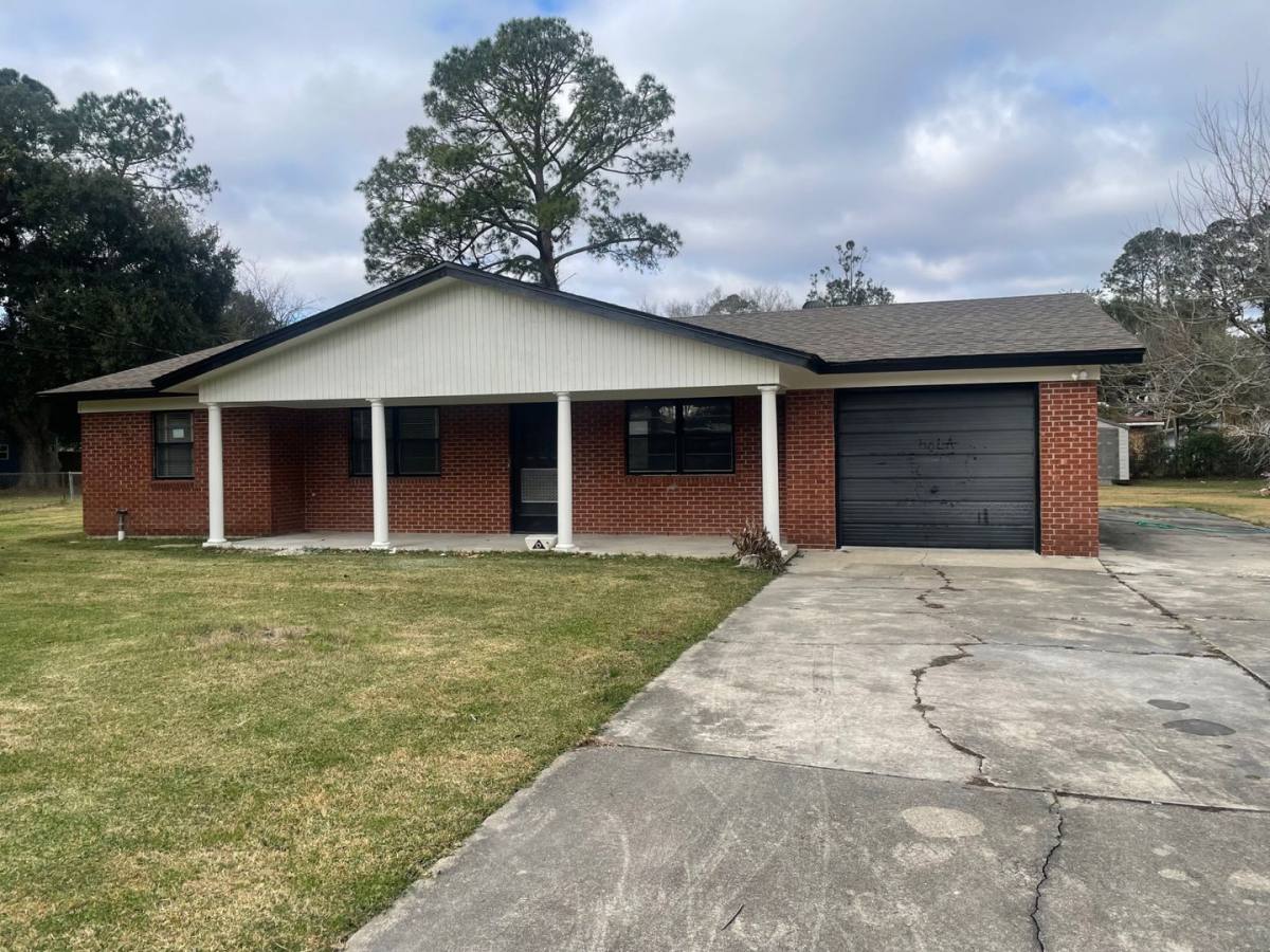 House for rent at 211 San Jose St, New Iberia, LA 70563