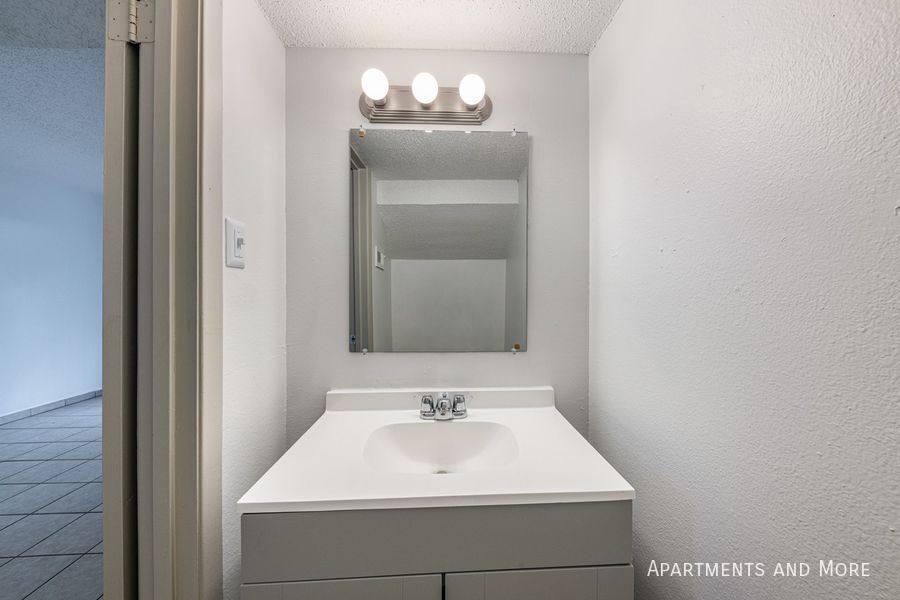 Townhouse for rent at 317 Craddock Ave #301, San Marcos, TX 78666
