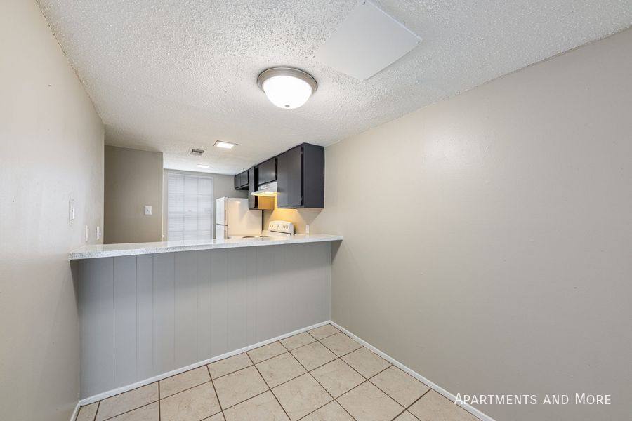 Townhouse for rent at 317 Craddock Ave #301, San Marcos, TX 78666