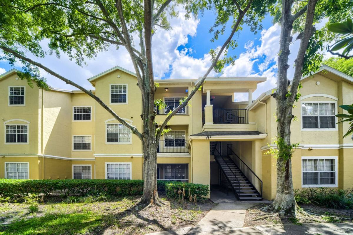 House for rent at 2624 Robert Trent Jones Dr, Orlando, FL 32835
