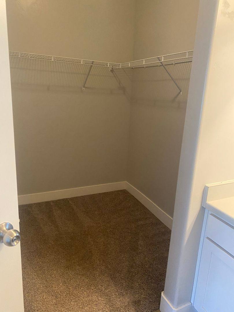 Townhouse for rent at 90 W Silver Springs Dr, Orem, UT 84058