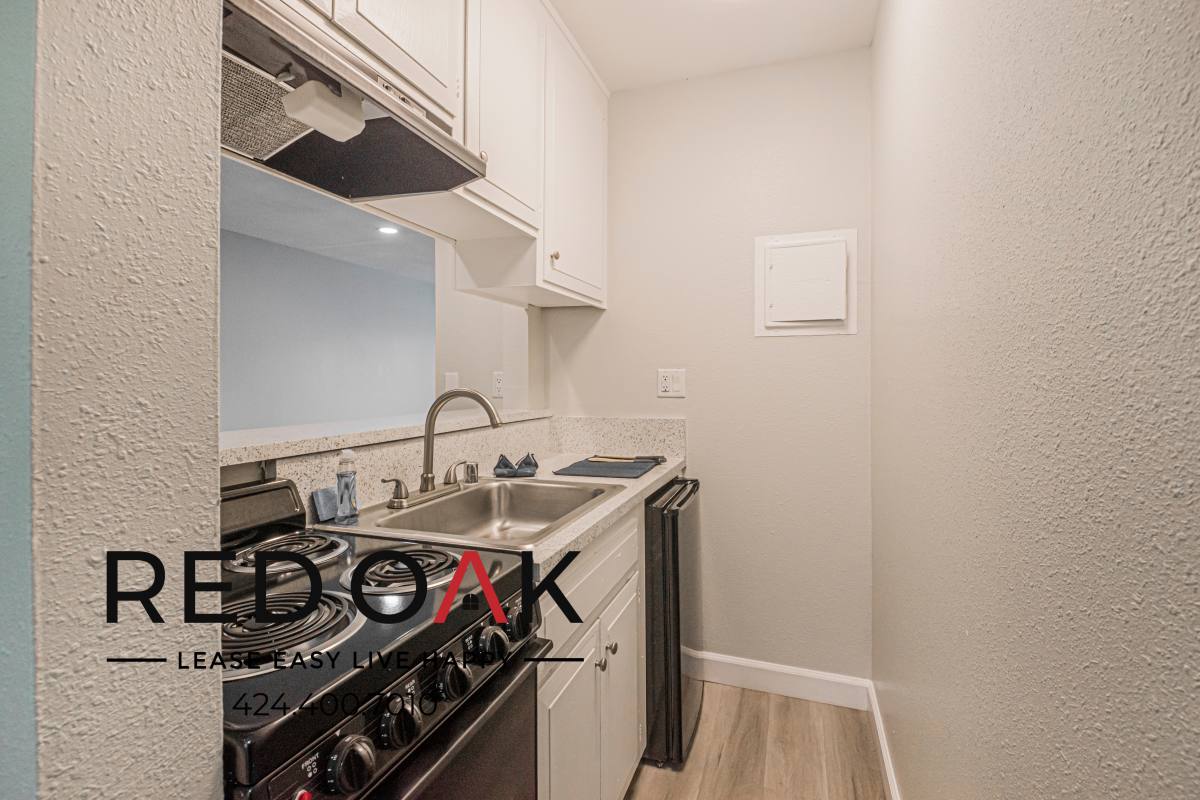 Condo for rent at 150 Foothill Blvd #12A, Pomona, CA 91767