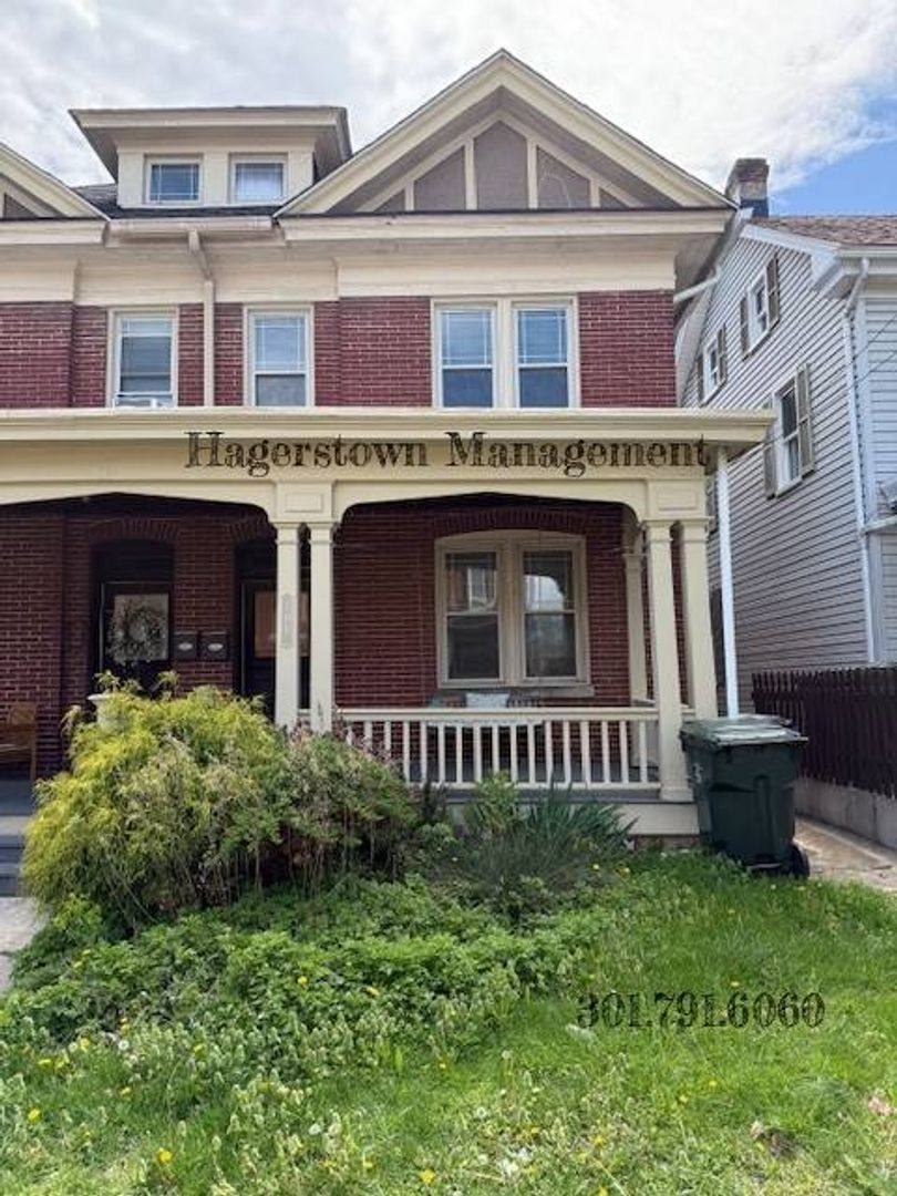 House for rent at 109 Fairground Ave, Hagerstown, MD 21740