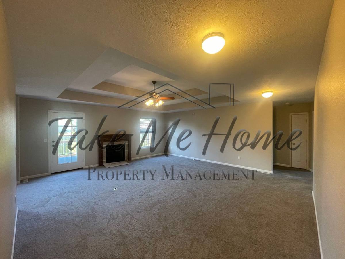 House for rent at 4652 Blackfoot Dr, Springfield, MO 65802