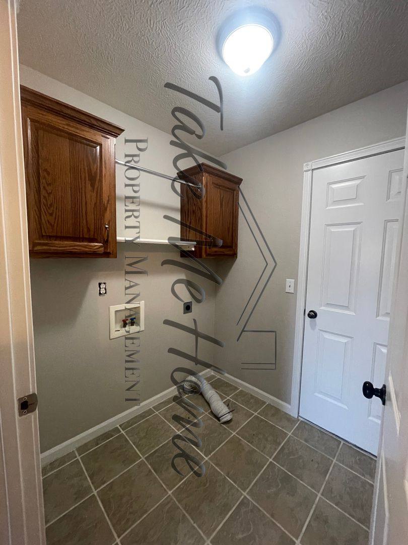 House for rent at 4652 Blackfoot Dr, Springfield, MO 65802