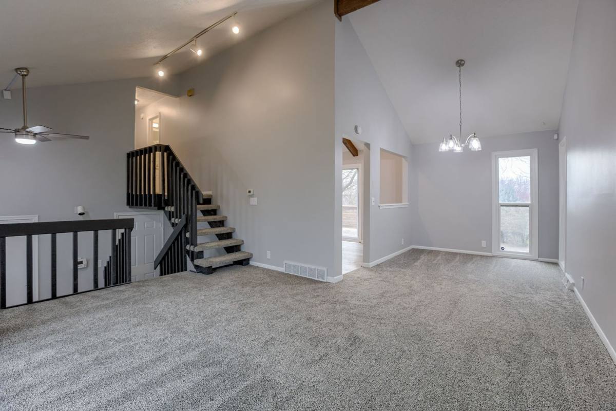 12511 Patrick Circle, Omaha, NE 68164 - House for Rent - Image 4