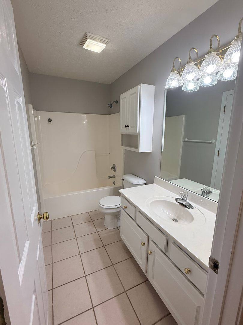 House for rent at 515 Golfview Way, Bowling Green, KY 42104