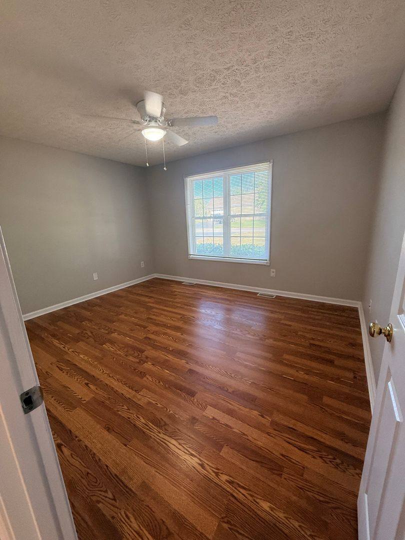 House for rent at 515 Golfview Way, Bowling Green, KY 42104