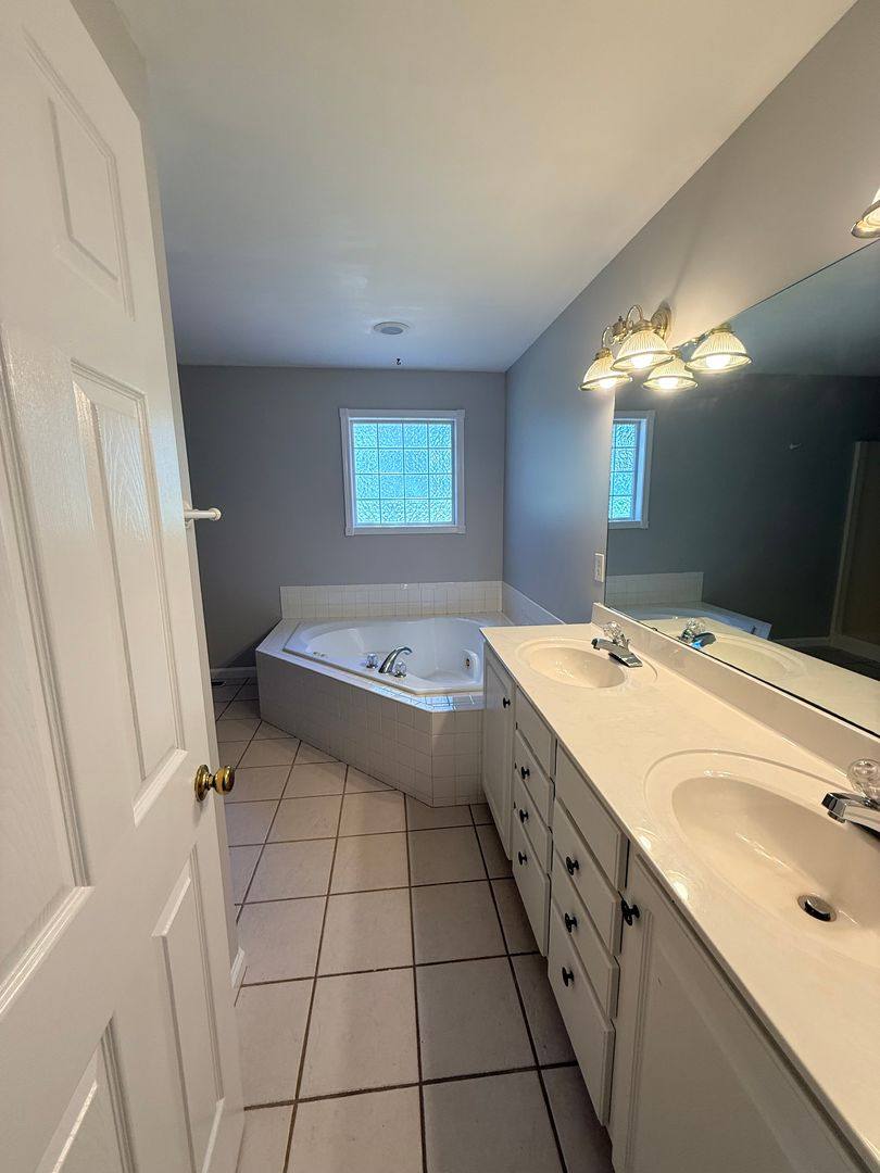 House for rent at 515 Golfview Way, Bowling Green, KY 42104