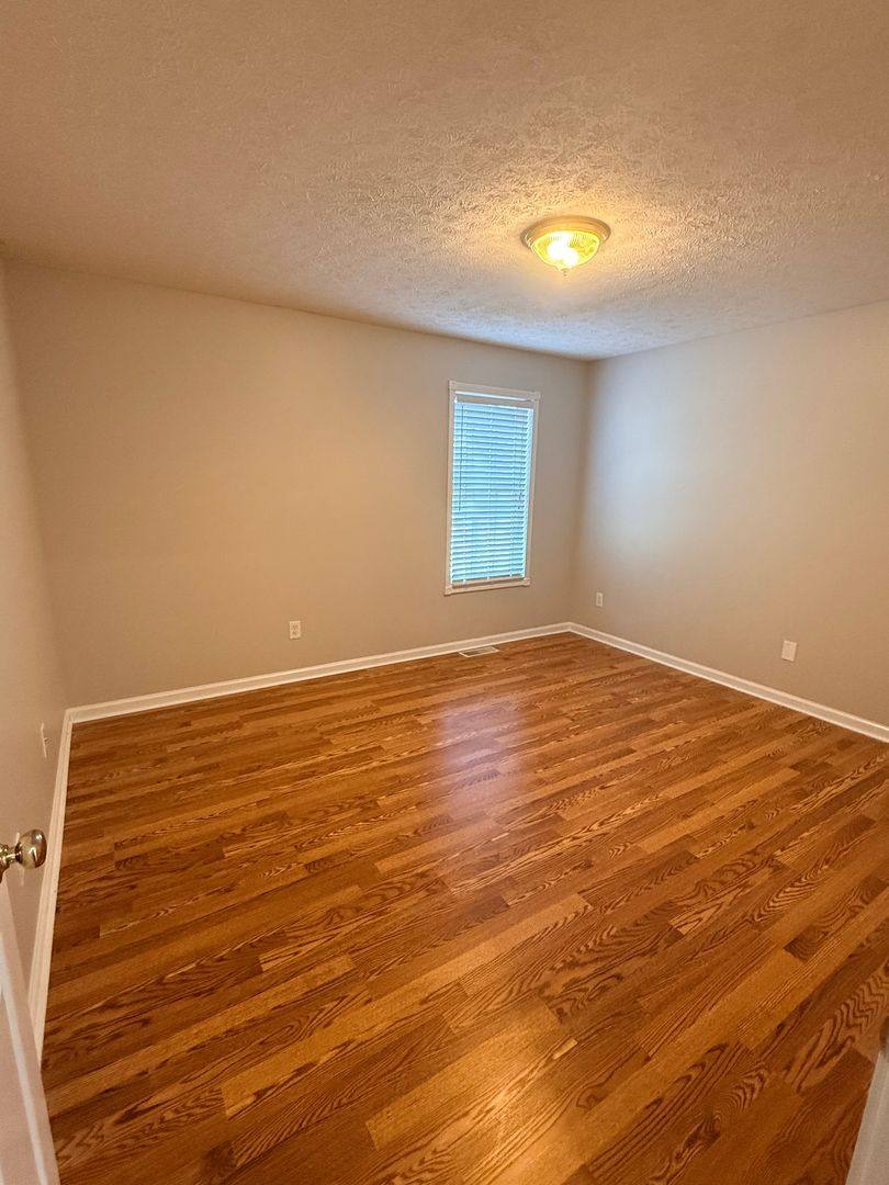 House for rent at 515 Golfview Way, Bowling Green, KY 42104