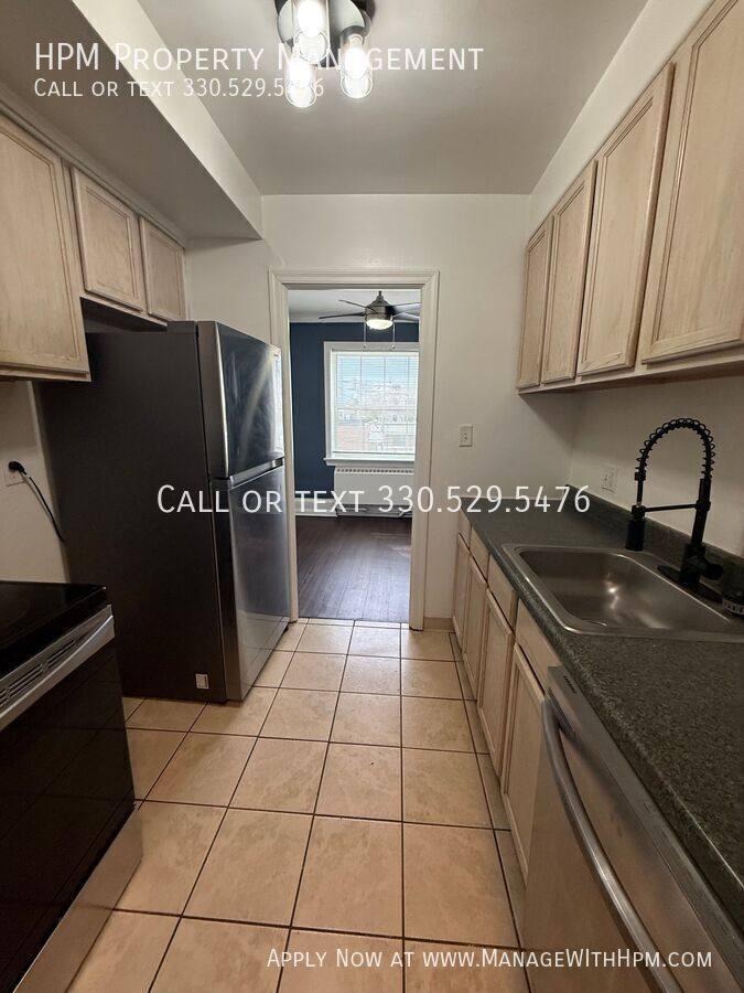 Apartment for rent at 20835 Chagrin Blvd #5, Beachwood, OH 44122