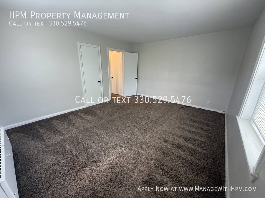 Apartment for rent at 20835 Chagrin Blvd #5, Beachwood, OH 44122