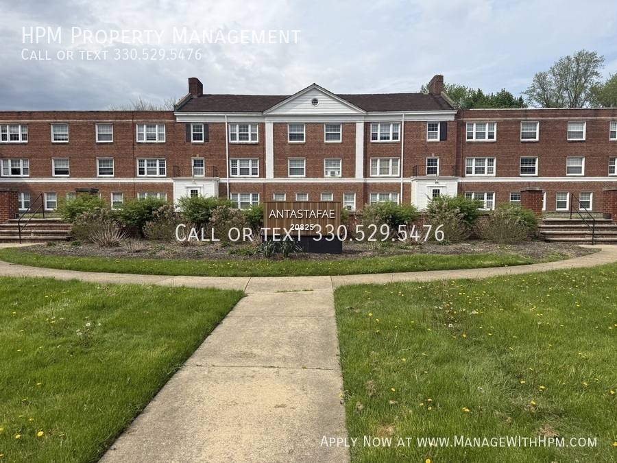 Apartment for rent at 20835 Chagrin Blvd #5, Beachwood, OH 44122