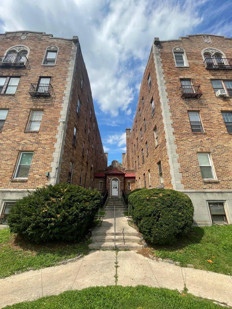 Apartment for rent at 6610 N 8th St, Philadelphia, PA 19126