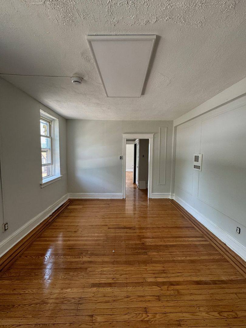 Apartment for rent at 6610 N 8th St, Philadelphia, PA 19126