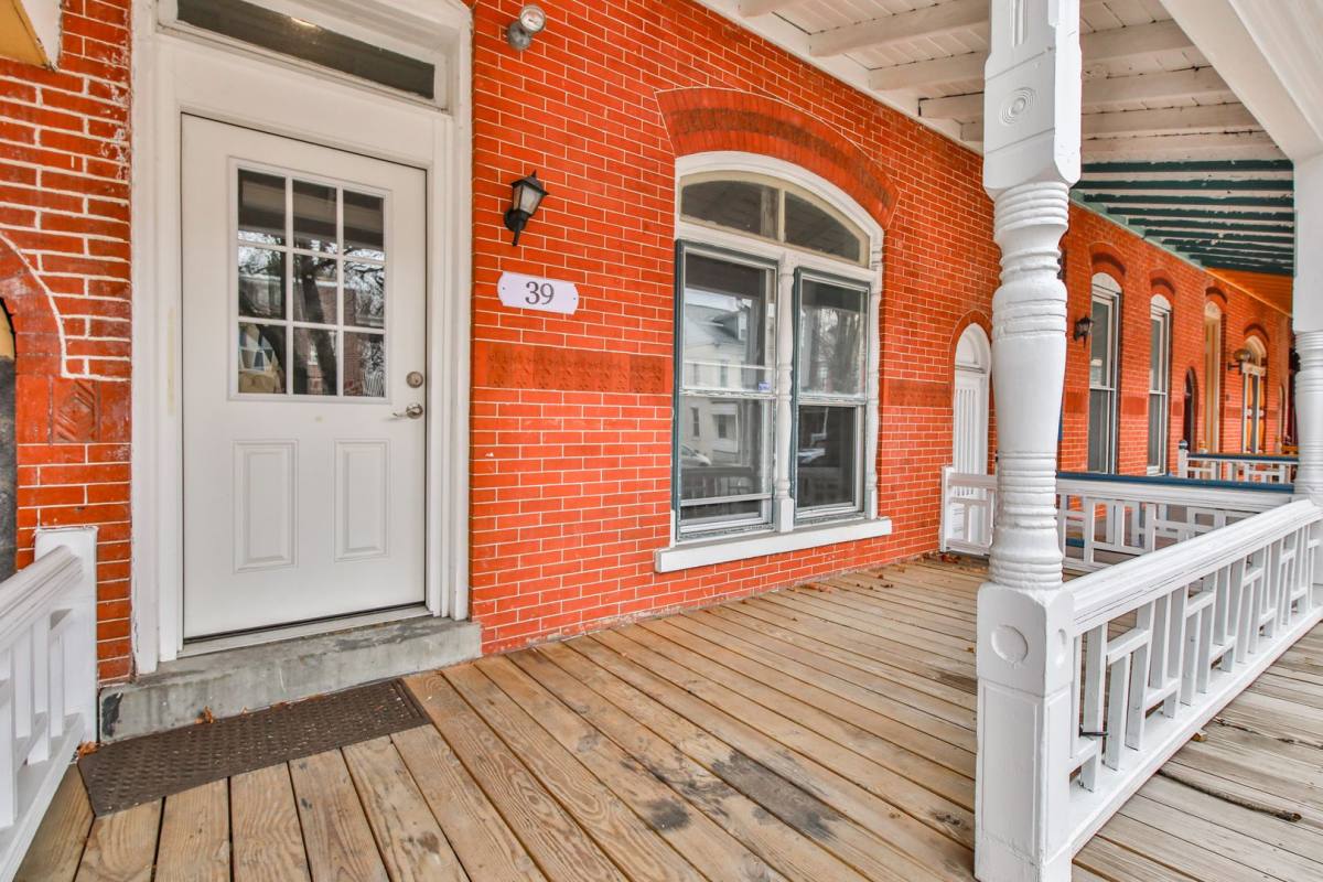 Apartment for rent at 39 N 11th St, Allentown, PA 18101