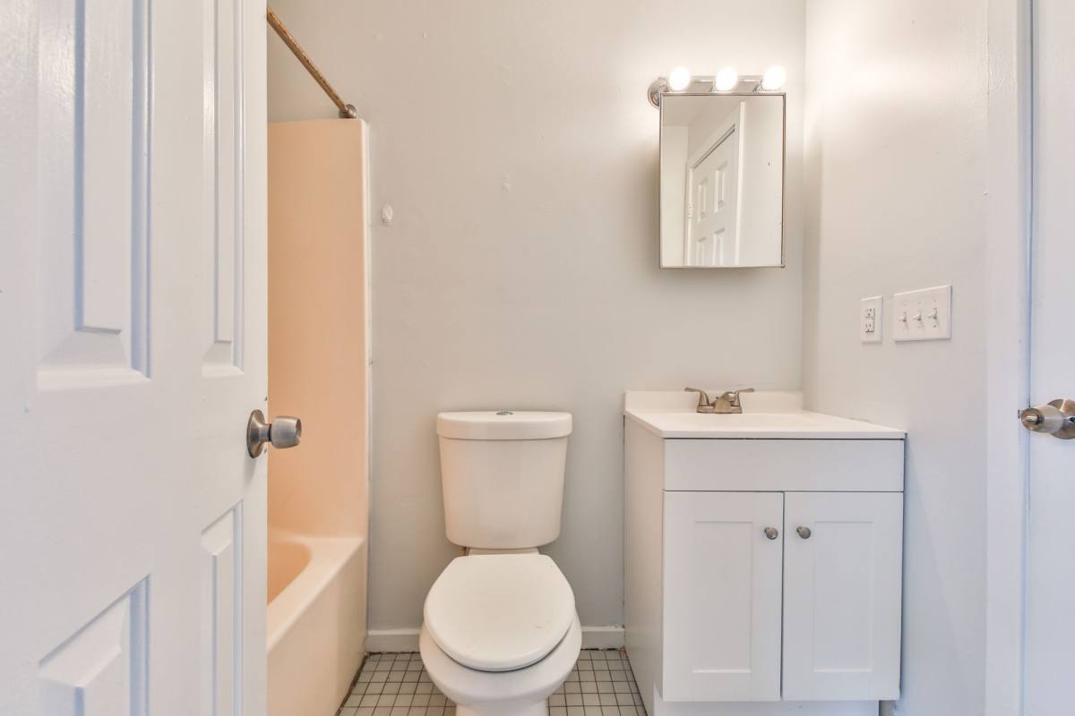 Apartment for rent at 39 N 11th St, Allentown, PA 18101