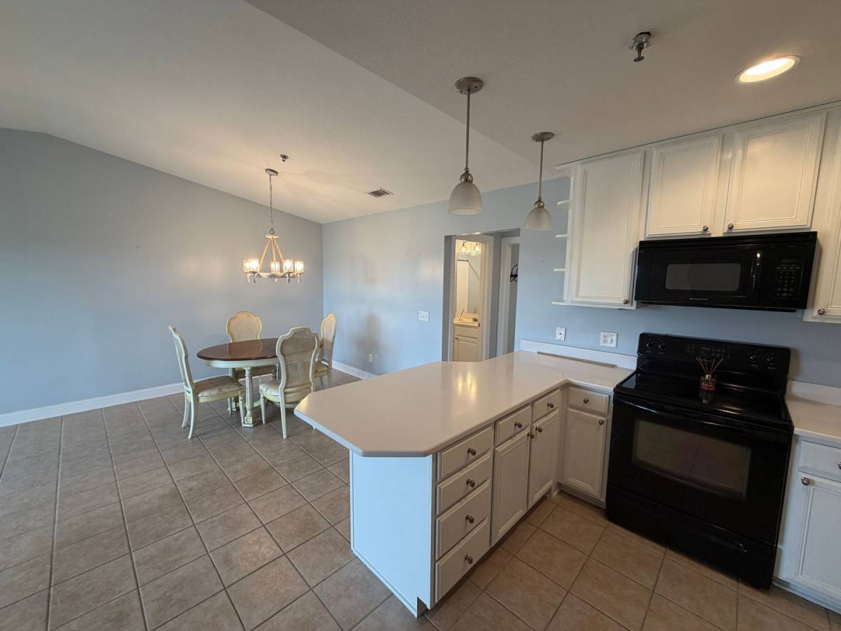 Condo for rent at 91 Screven St #309D, Darien, GA 31305