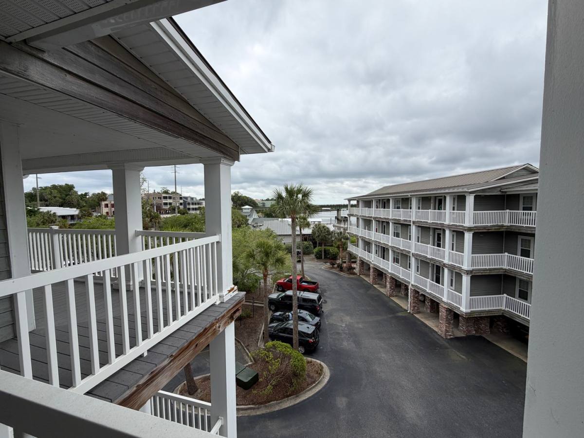 Condo for rent at 91 Screven St #309D, Darien, GA 31305