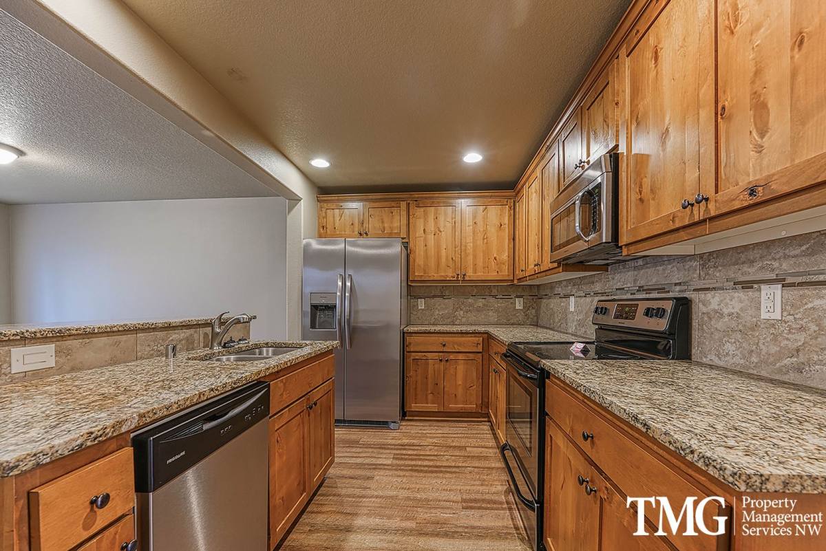 Townhouse for rent at 9807 NE 76th Way, Vancouver, WA 98662
